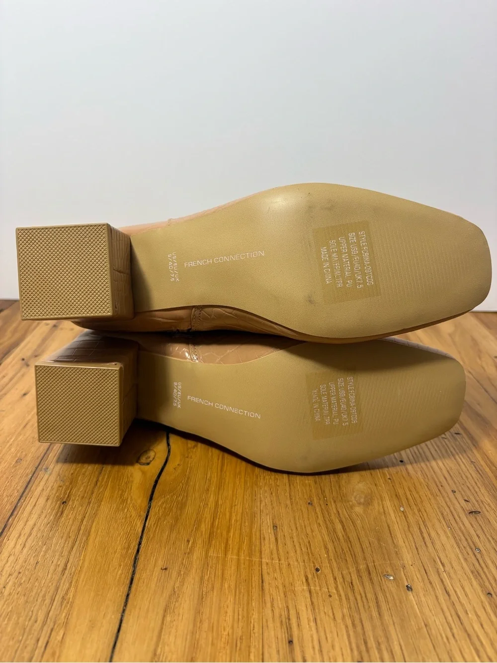 French Connection || Tan Crocodile Embossed Ankle Boots Block Heel Sz 9